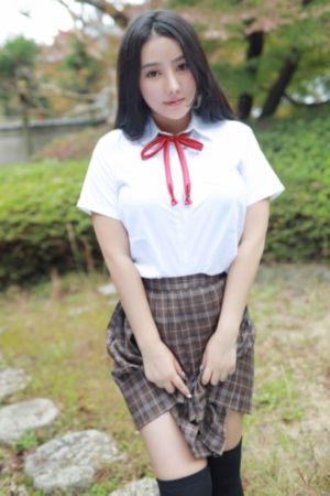 白丝美女被c_BD国语免费观看最新