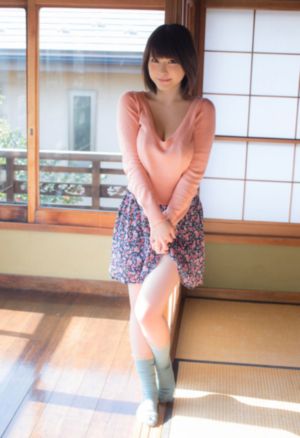 美女无遮挡撒尿_迅雷1080